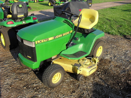 1994 John Deere LX178 Lawn & Garden and Commercial Mowing ...