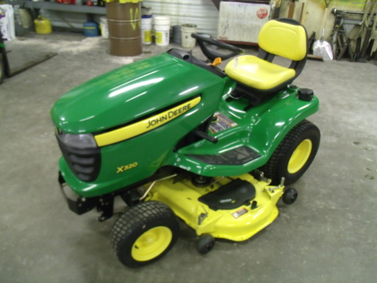 2010 John Deere X320 Lawn & Garden and Commercial Mowing ...