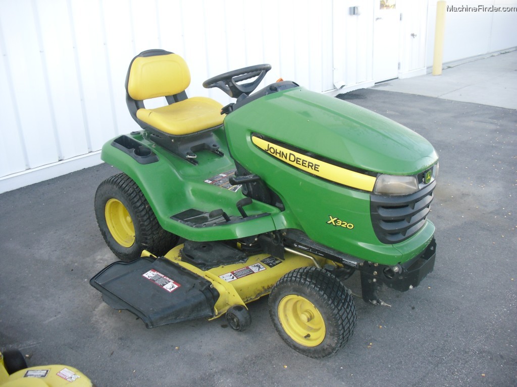 2007 John Deere X320 Lawn & Garden and Commercial Mowing ...