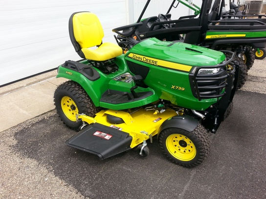 2013 John Deere X739 Lawn & Garden and Commercial Mowing ...