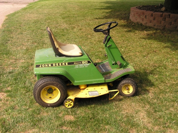 Did Deere build this? - MyTractorForum.com - The ...