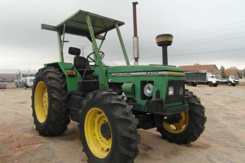 John Deere 2400 4 x 4 Tractors farm equipment for sale in ...