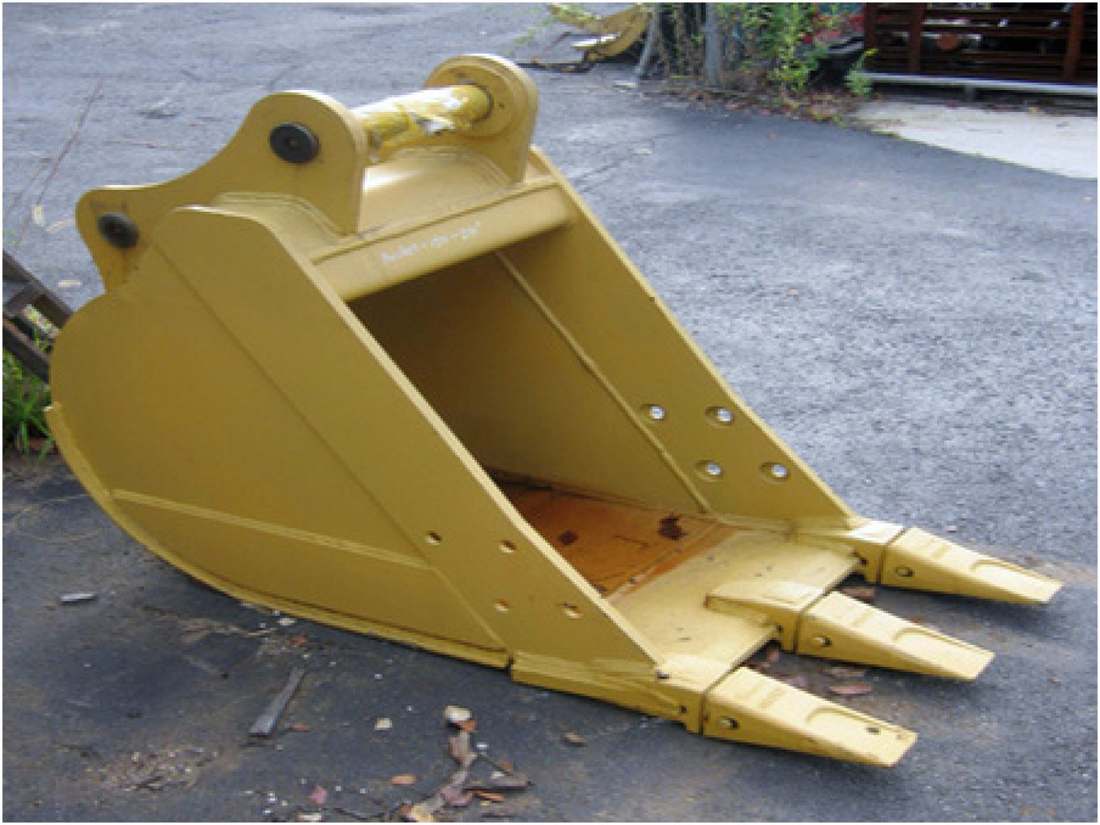 JOHN DEERE 110 Bucket Attachment for sale - Ransome ...