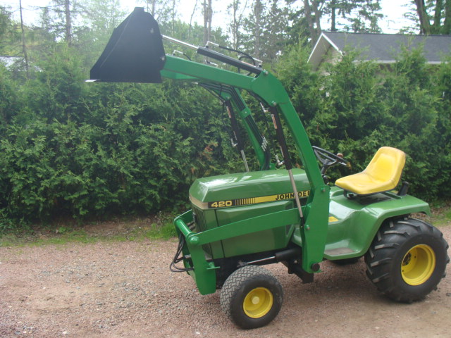 John Deere 420 Loader Bucket John Deere Buckets Mygreenfarm 1937