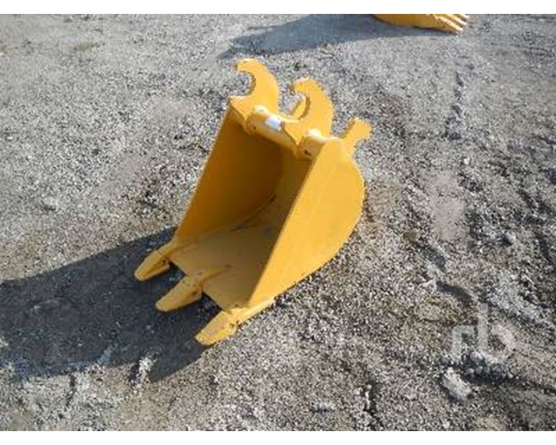 John Deere Q/C 16 In. Excavator Bucket For Sale - Mont ...