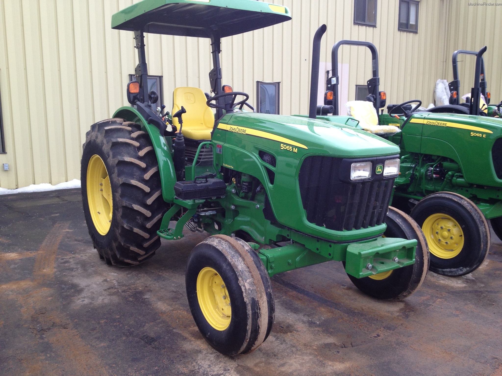 2011 John Deere 5065M Tractors - Utility (40-100hp) - John ...