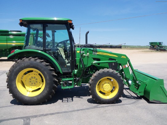 2009 John Deere 5085M Tractors - Utility (40-100hp) - John ...