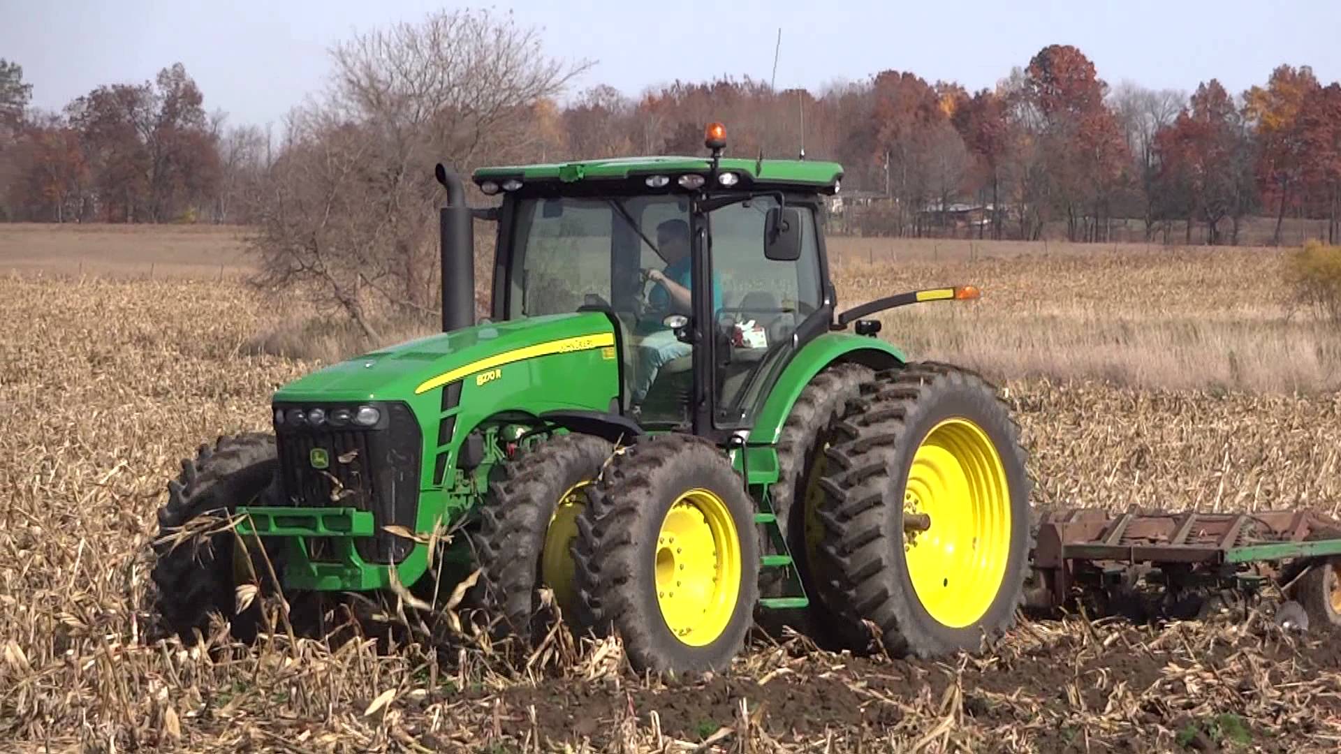 John Deere 8270R Tractor - YouTube