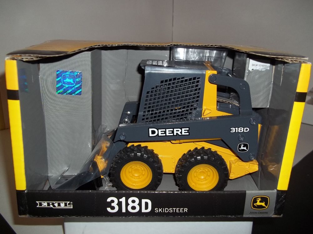 ERTL JOHN DEERE 318D SKID STEER 1/16 SCALE | eBay