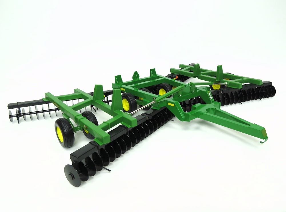 16th John Deere 637 Flex Fold Disk Harrow