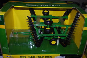 16 John Deere 637 Flex fold disk, folding wings by Ertl, NICE!, new ...