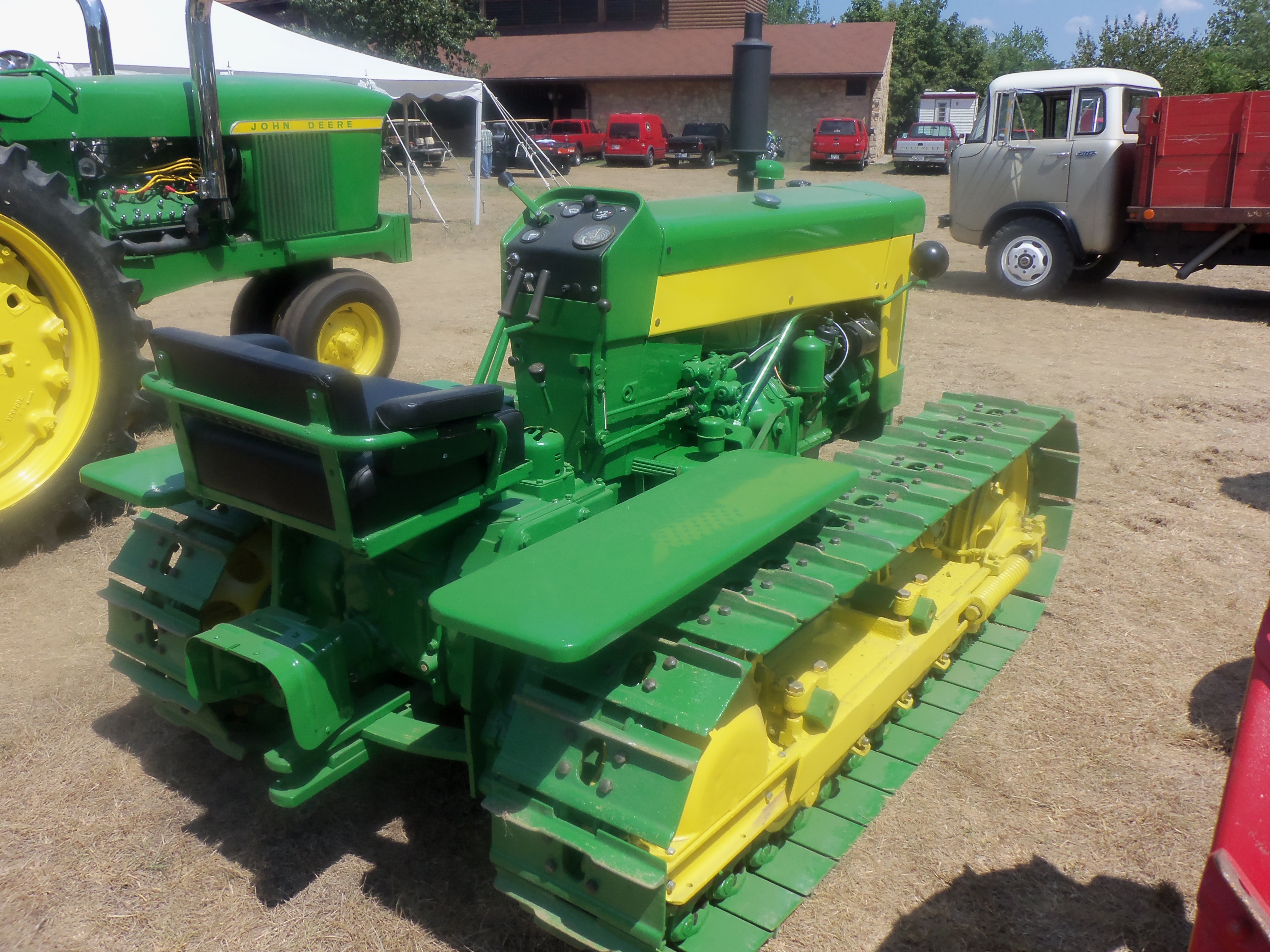 John Deere 430 crawler from rear | John Deere equipment | Pinterest