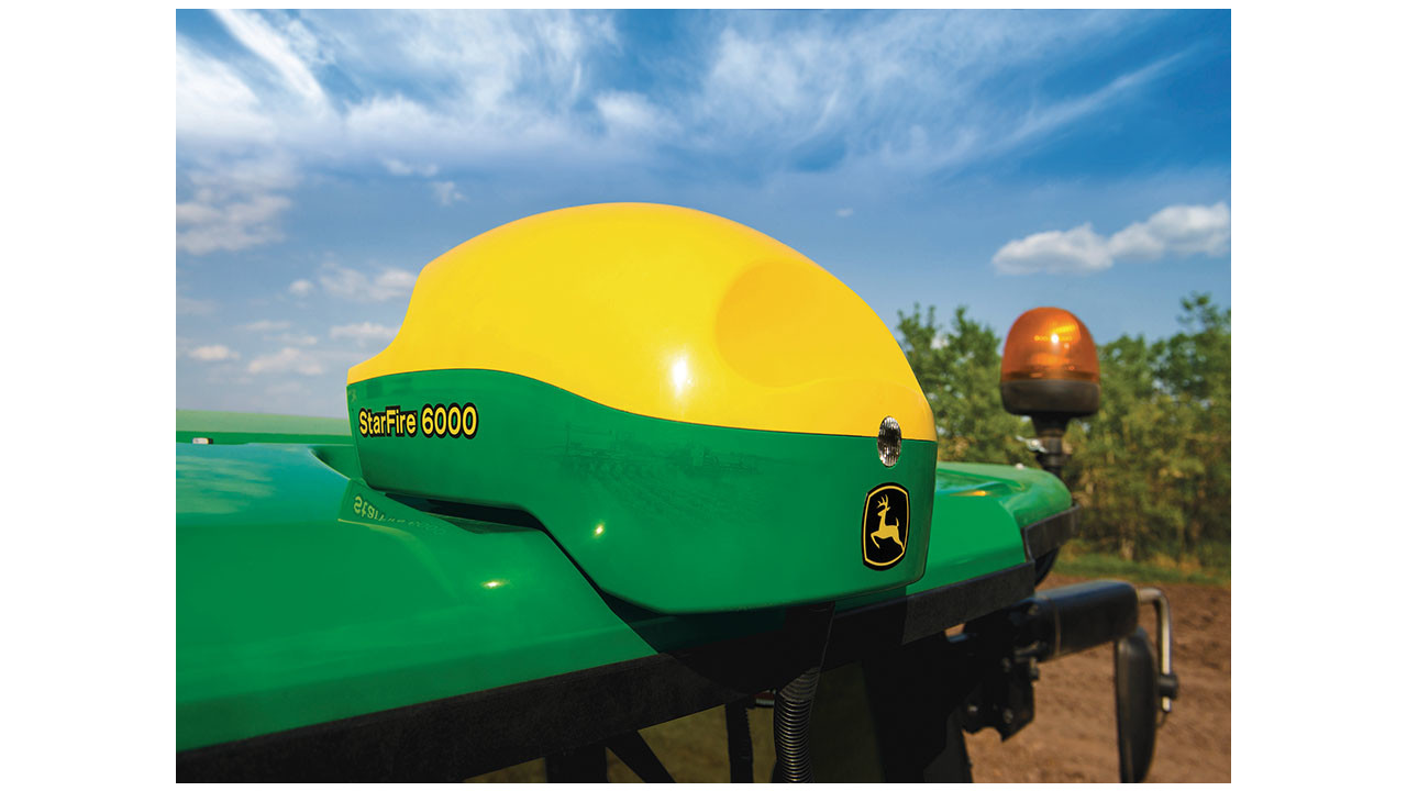 John Deere StarFire 6000 Receiver Improves Accuracy and Precision