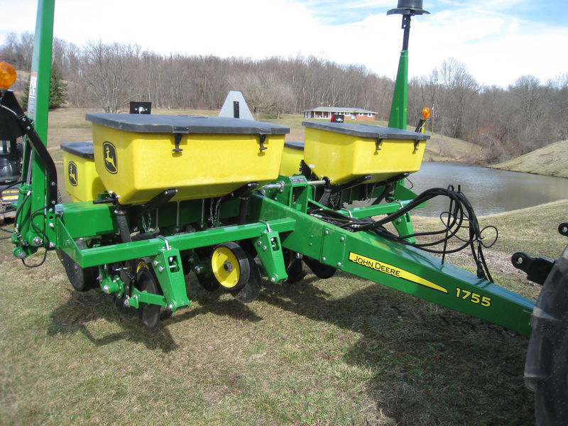 2015 John Deere 1755 Planters/Row Units for Sale | Fastline