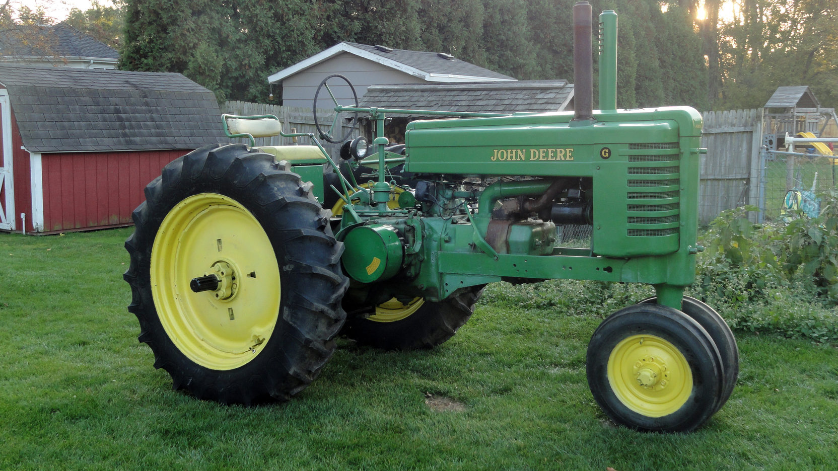 1950 John Deere G Tractor | S70 | Gone Farmin' 2011