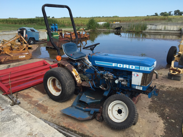 Ford 1210 Tractor 4X4 Has 3Point With Pto Diesel Hydrostatic In ...