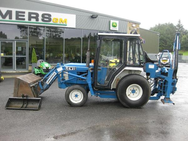 FORD 1520 TRACTOR Diesel Ground Care Equipment in Burnley | Auto ...