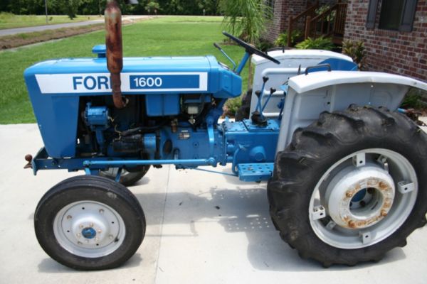 1978 Ford 1600 Tractor with 5' finish mower and box - Louisiana ...
