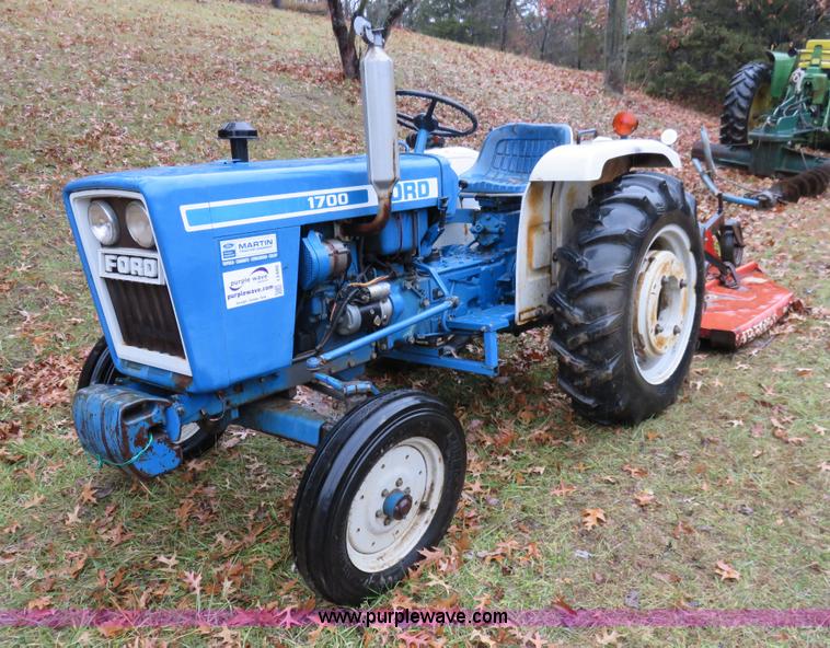 I2480.JPG - 1979 Ford 1700 tractor, 673 hours on meter, Shibaura 1 ...