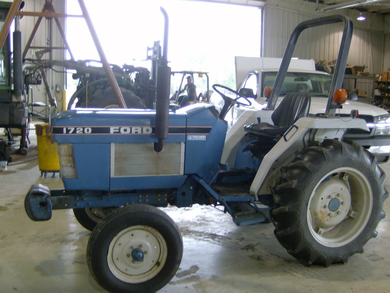 1987 Ford 1720 Tractors - Compact (1-40hp.) - John Deere MachineFinder
