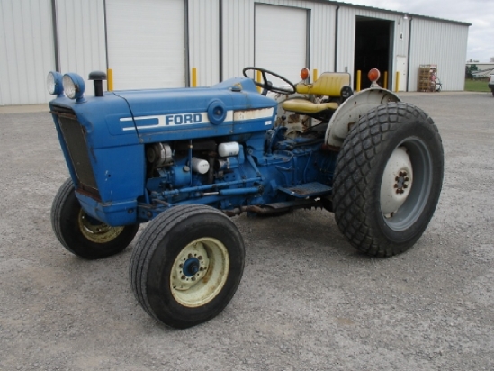 1976 Ford 2600 Tractor For Sale » Streacker Tractor Sales, Inc., Ohio