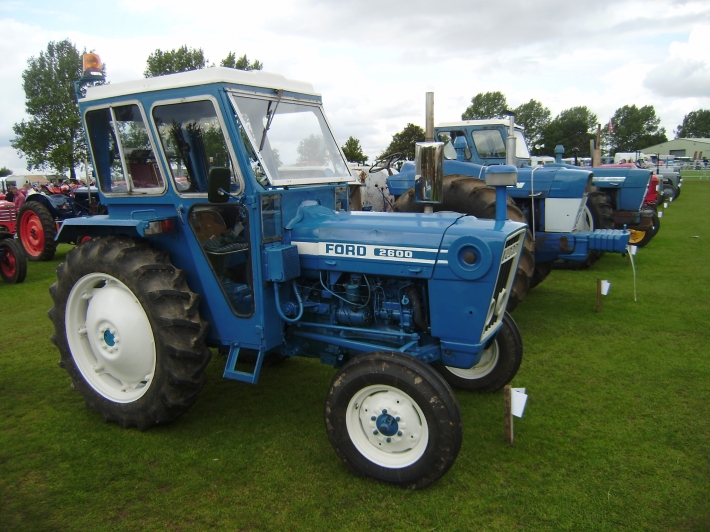 Ford 2600 Specifications