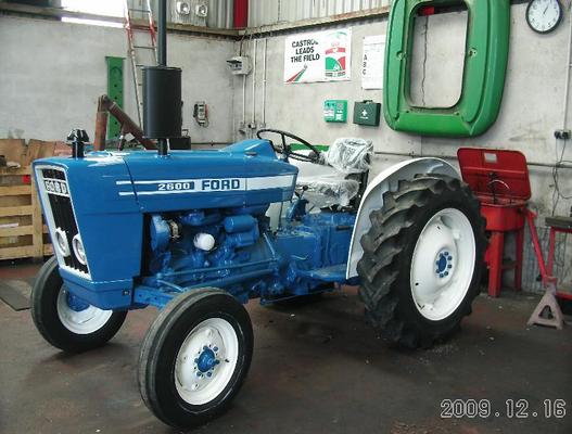 Ford 2600 Tractor Parts Helpline 1-866-441-8193