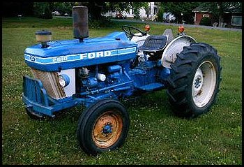 Ford 2610 Tractor - Attachments - Specs