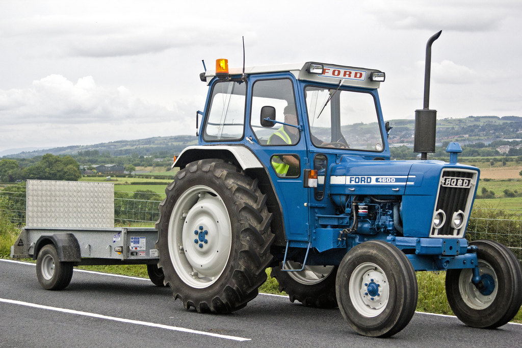 Ford 4600 Tractor | Ford 4600 Tractor. Seen taking part in t ...