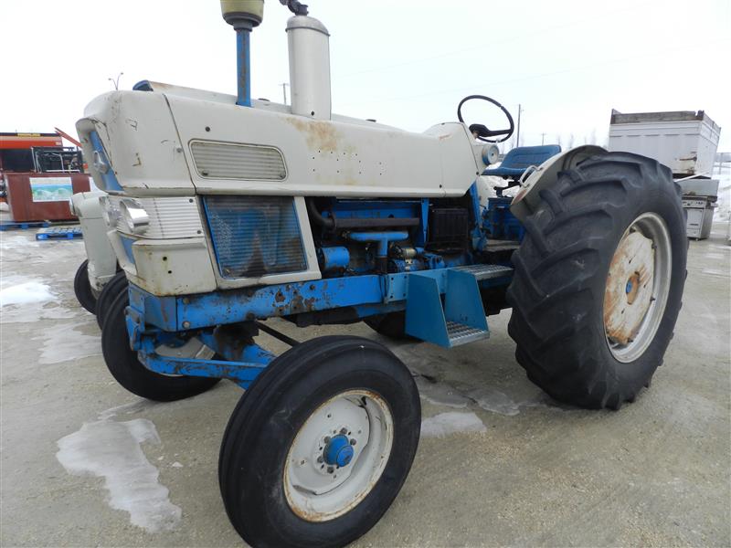 Ford 6000 Tractor 67 HP, 3451 hrs | Penner Auction Sales Ltd.