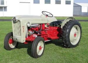 1956 Ford 640 – Antique Tractor Blog