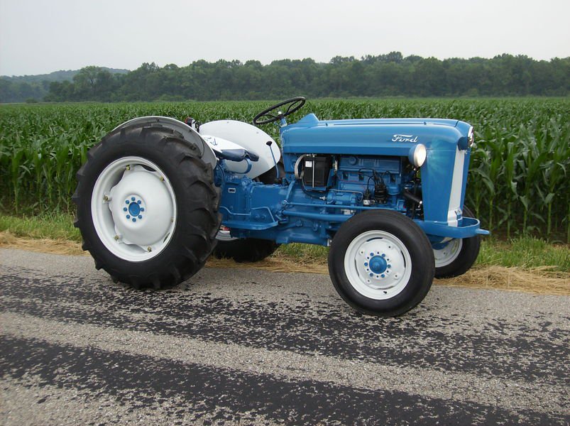 1955 Ford 640 Tractor