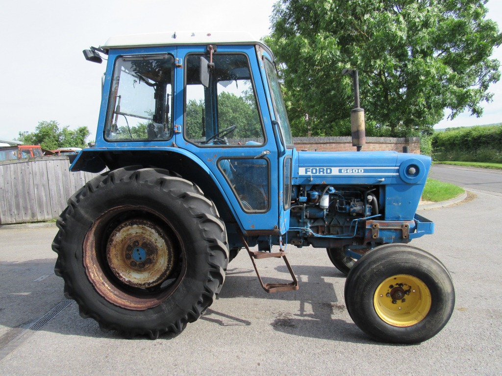 Ford 6600 2WD