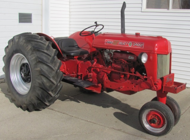 Ford 681 Select-O-Speed Pulling Tractor
