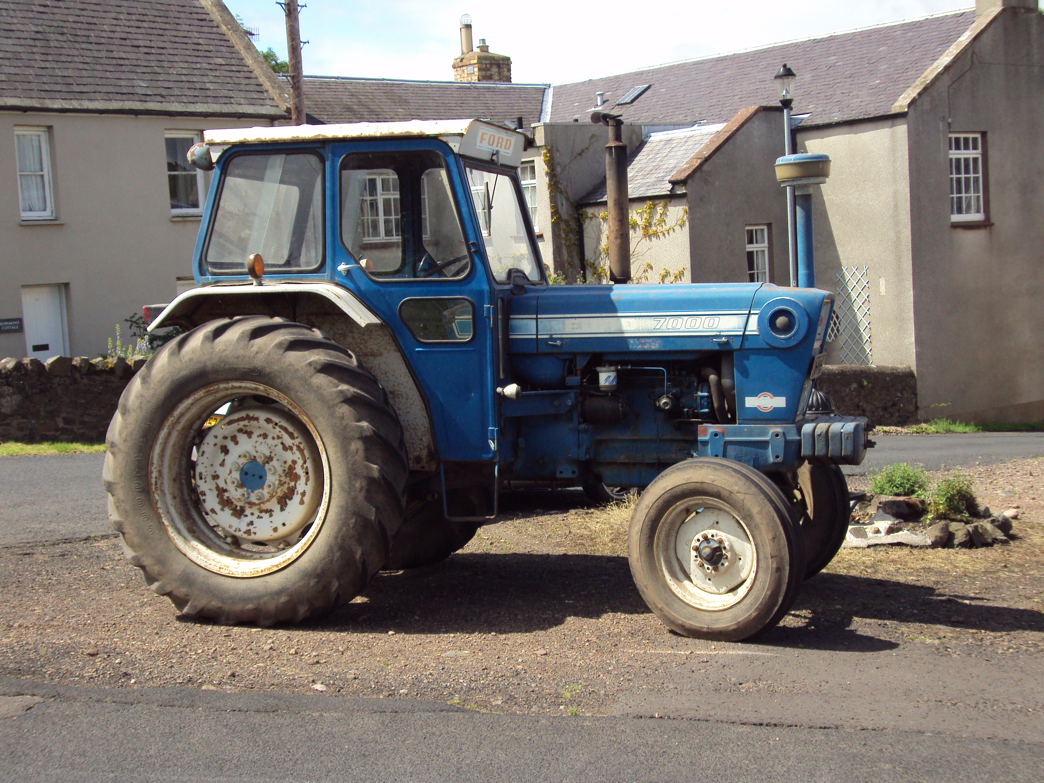 Ford 7000 Tractor Harveys Ford 7000