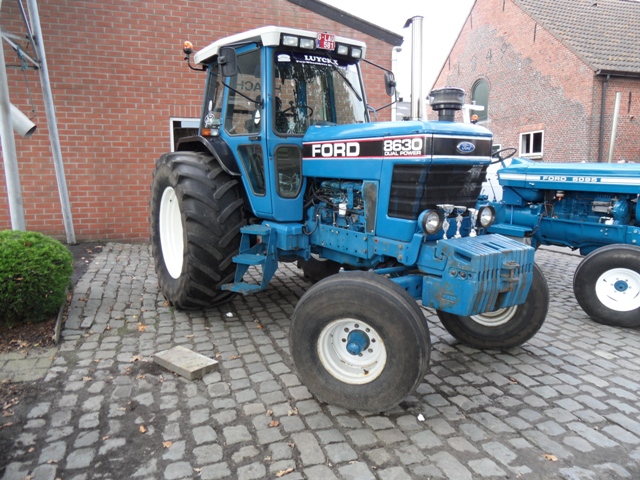 Ford 8630 2WD en Ford 5095.