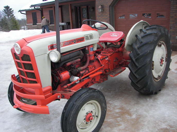 1962 Ford 881 Gas Photos - Yesterday's Tractors