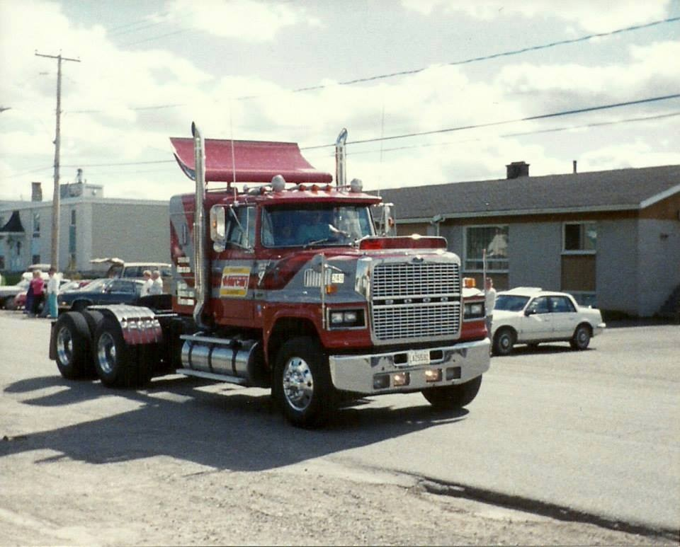 Ford LTL 9000 | American Trucks | Pinterest