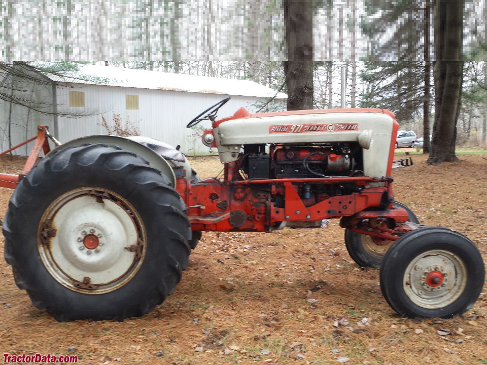Ford 971 in agricultural red. Photo courtesy of Marinell Schafer