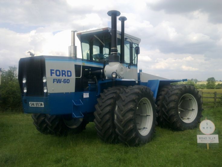 Tractor Photos - Ford FW-60