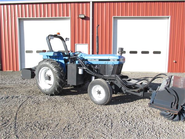 New Holland 3010 - Year: 1999 - Tractors - ID: 2BE18319 - Mascus USA