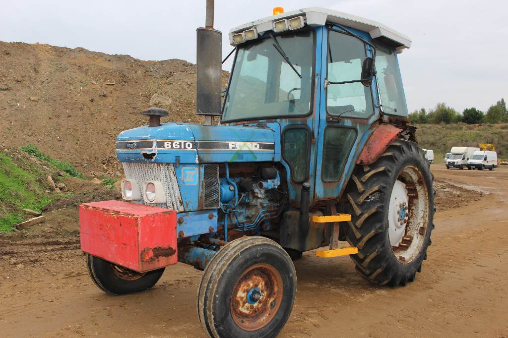 Ford New Holland 6610