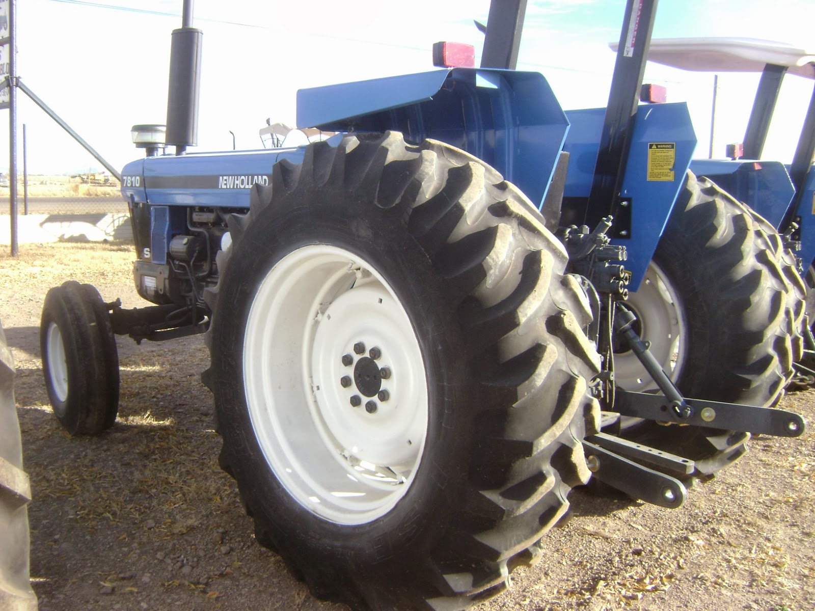 ... AGRICOLA INDUSTRIAL: Tractor Ford New Holland 7810 $16,000 Dlls