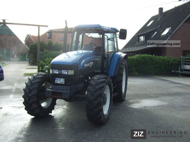 2000 New Holland 8160 Ford Agricultural vehicle Tractor photo 1