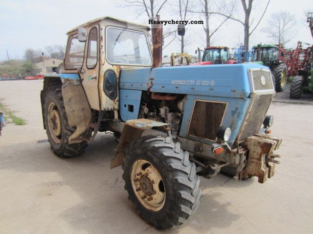 1982 Fortschritt ZT 303 D Agricultural vehicle Tractor photo 2