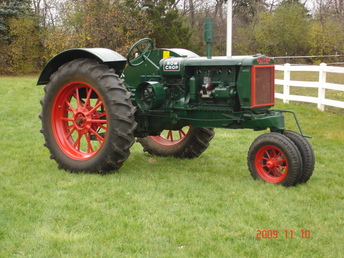 1933 Oliver Hart-Parr 18-27 Row Crop - TractorShed.com
