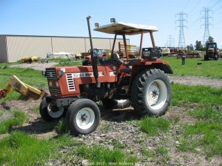 Hesston 55-46 Tractor