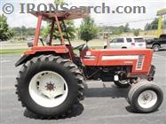 1990 Hesston 65-46 Tractor