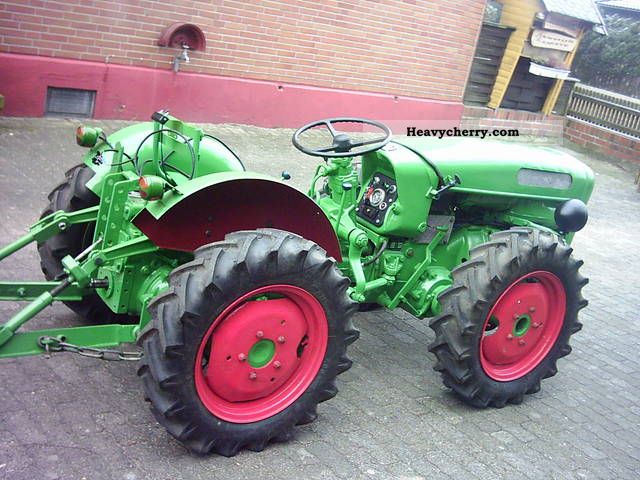 Holder A21 1962 Agricultural Tractor Photo and Specs