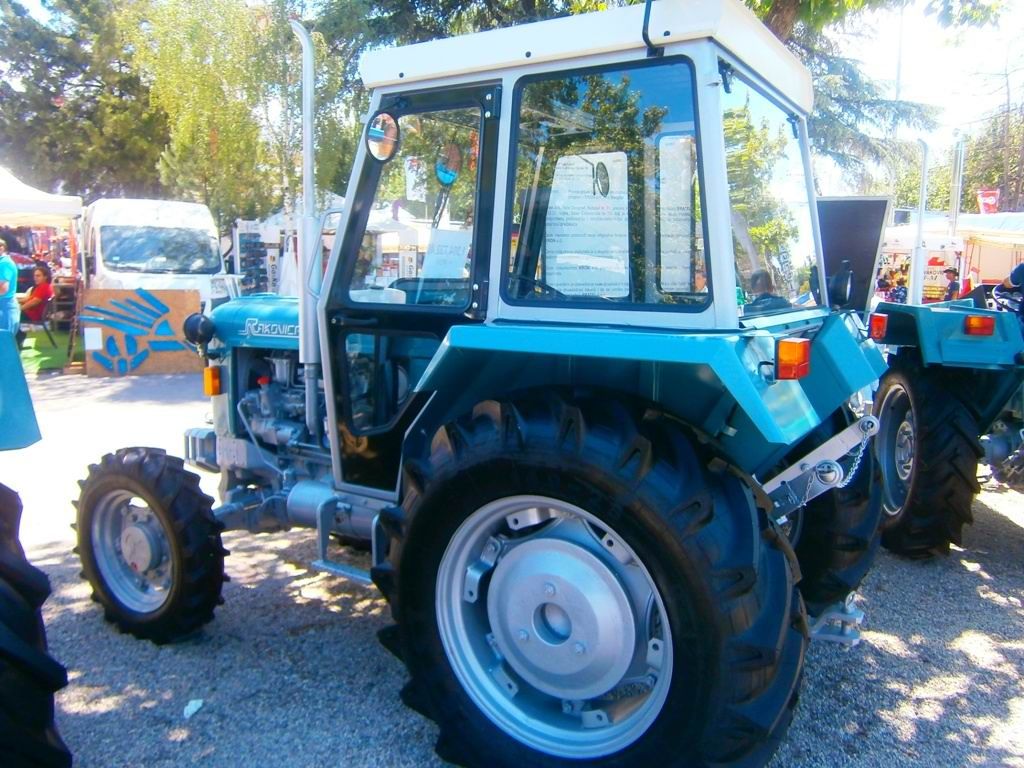 IMR Traktor R 65 DV sa kabinom - IMR - Industrija Motora Rakovica a.d ...